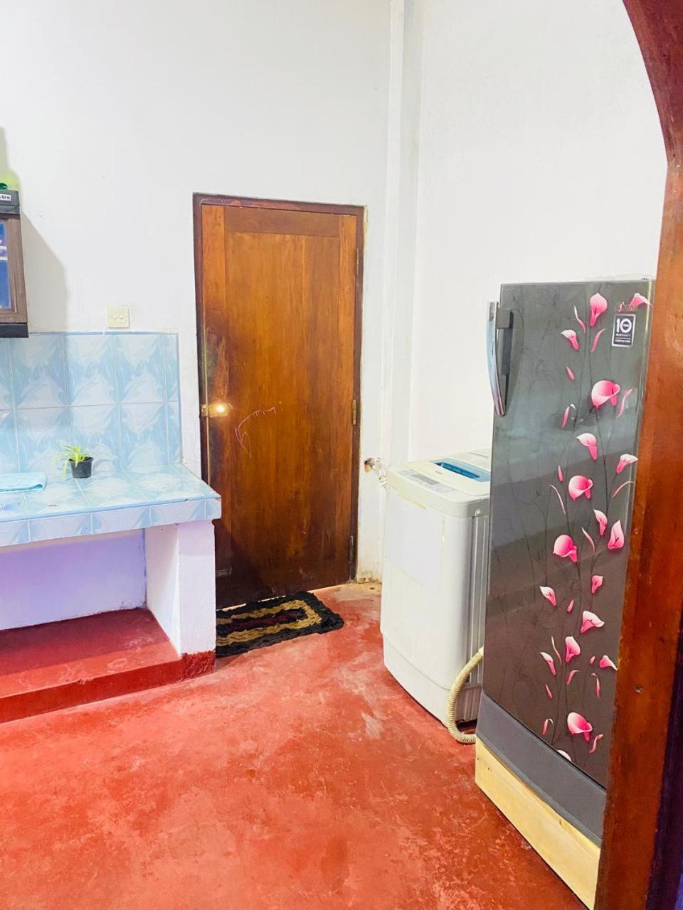 Pradeep Guest House ミリッサ エクステリア 写真