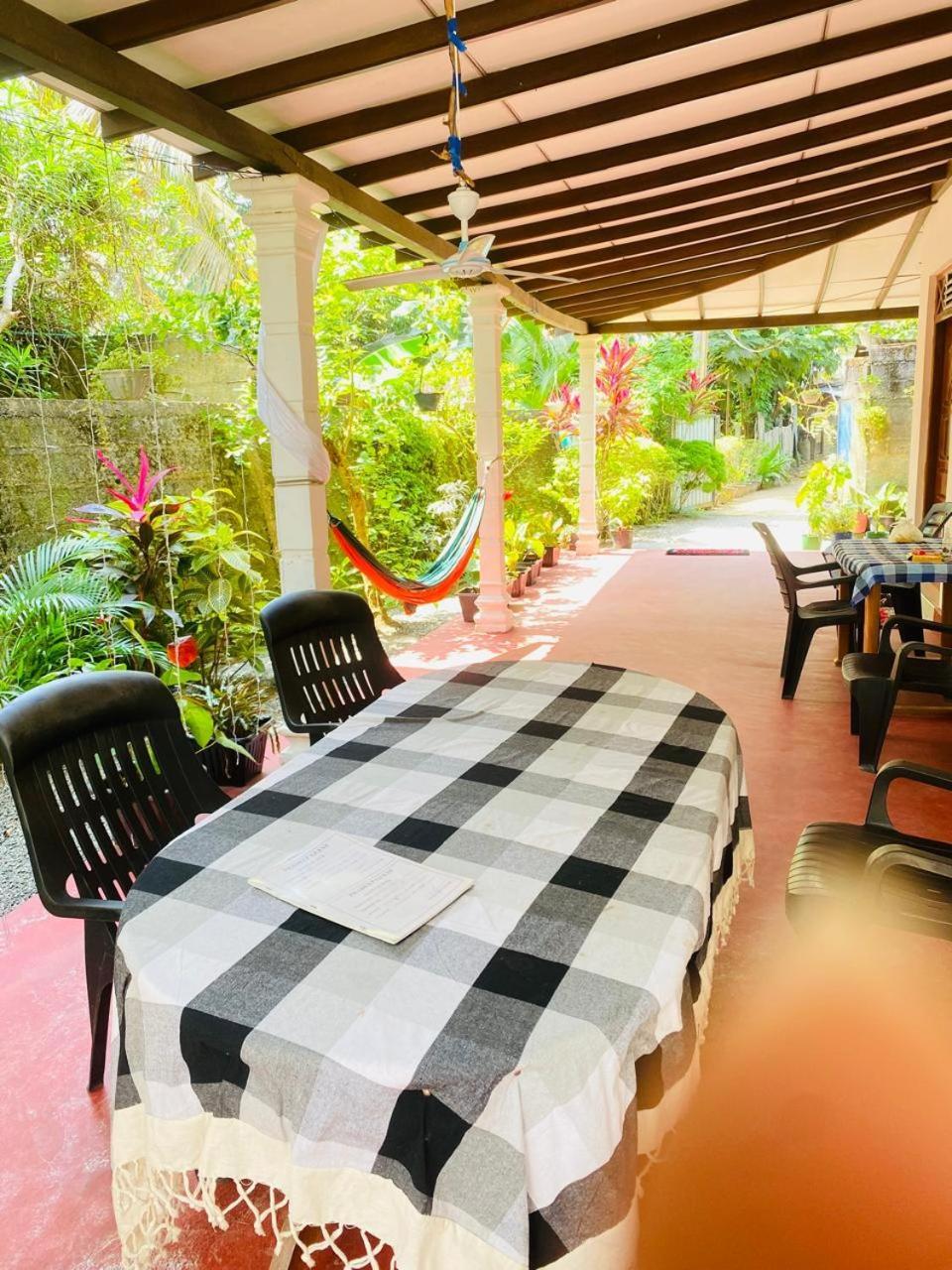 Pradeep Guest House ミリッサ エクステリア 写真