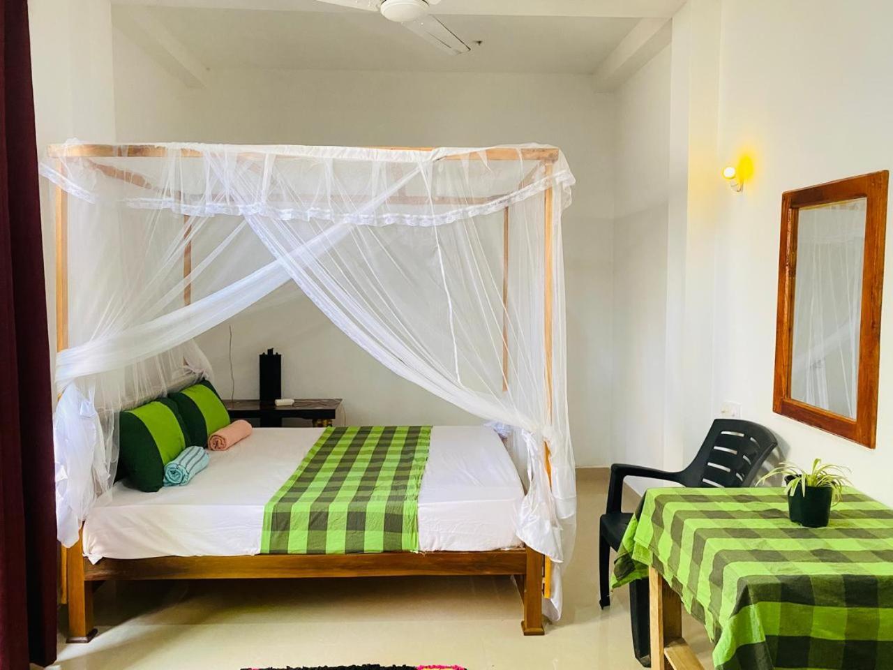 Pradeep Guest House ミリッサ エクステリア 写真